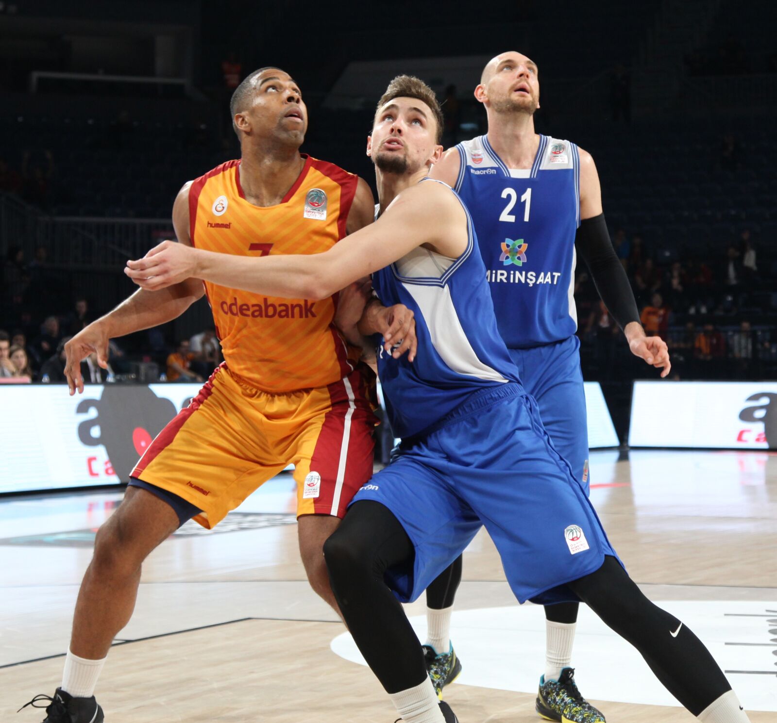 Canon EOS 5D Mark II sample photo. Galatasaray odeabank, richard hendrix photography