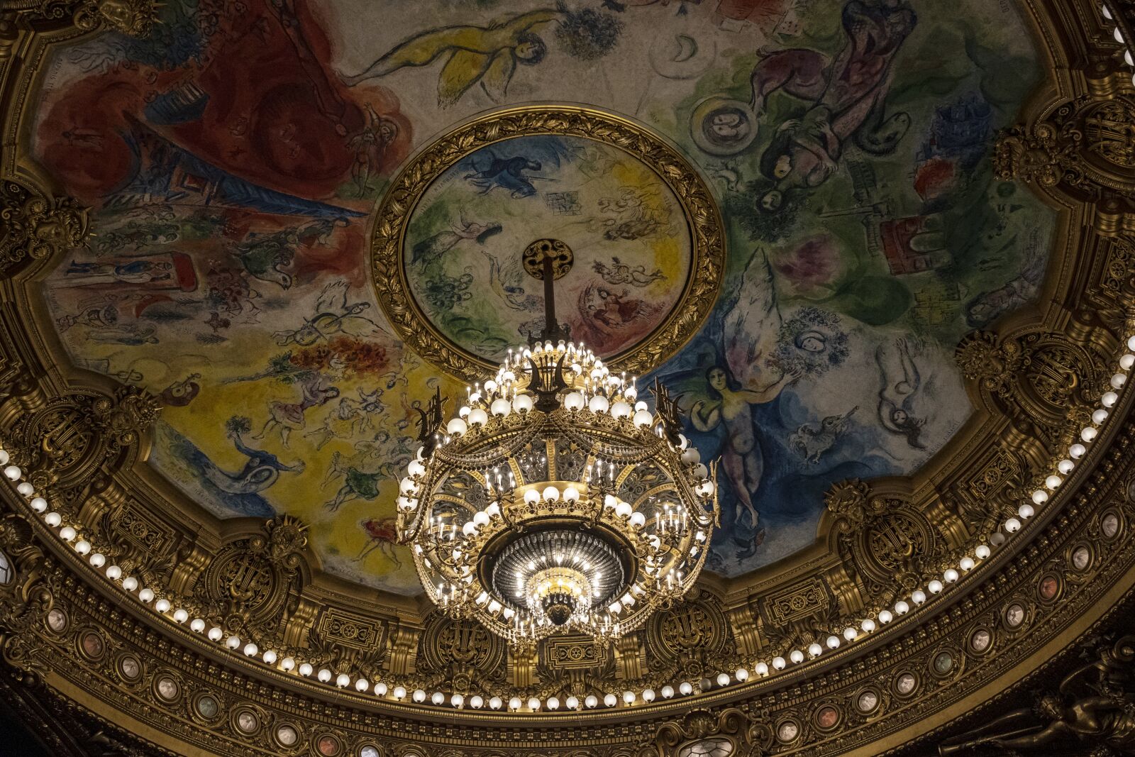 Nikon Z 50 sample photo. Ceiling, chagall, chandelier photography