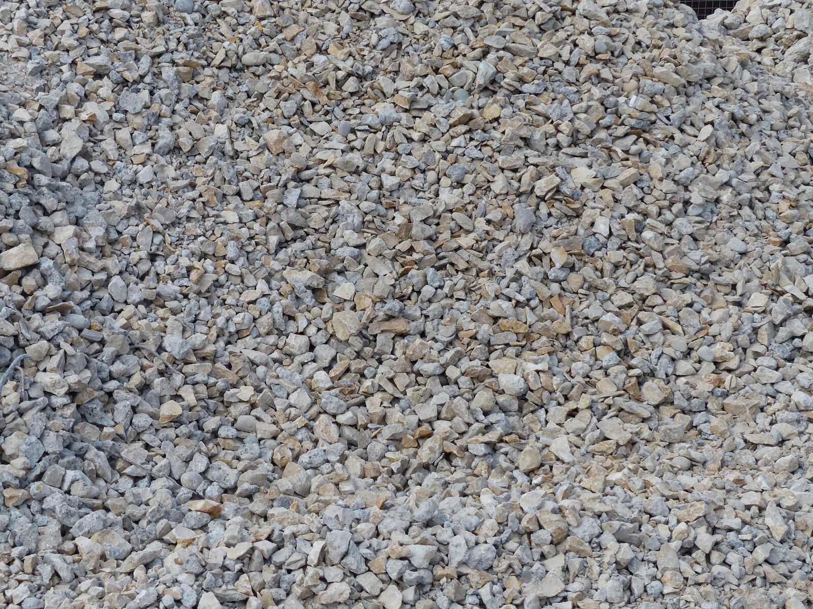 Panasonic Lumix DMC-FZ200 sample photo. Pebble, stones, sand photography
