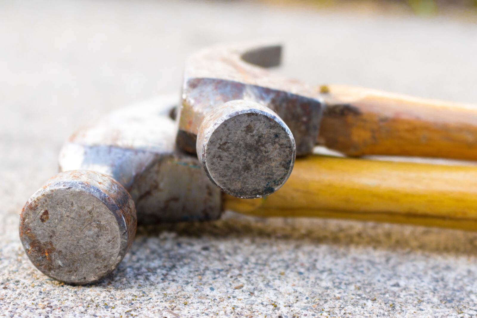 Canon EOS 750D (EOS Rebel T6i / EOS Kiss X8i) sample photo. Tool, hammer, hardware photography
