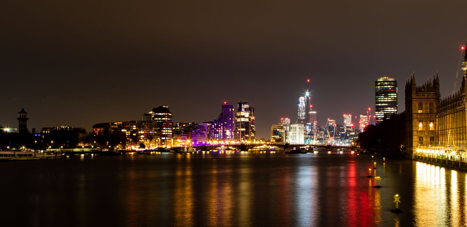 Canon EOS 7D Mark II sample photo. London skyline, thames, houses photography