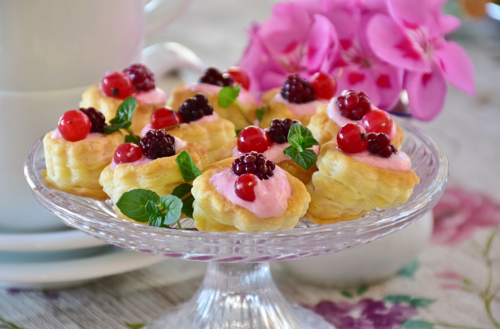 Nikon D7200 sample photo. Cake, puff pastry, baked photography