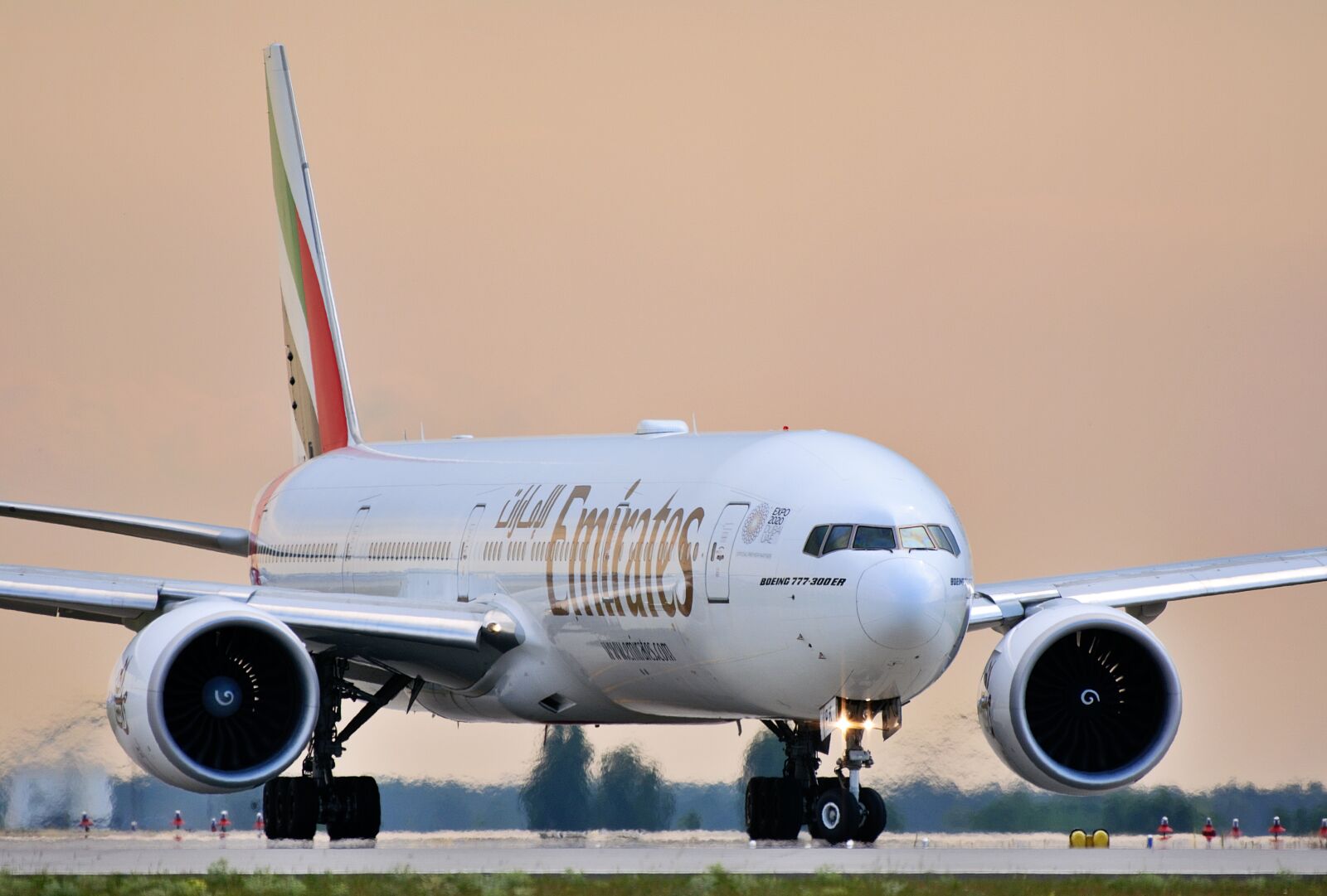 Nikon D5200 sample photo. Aircraft, airport, flight photography