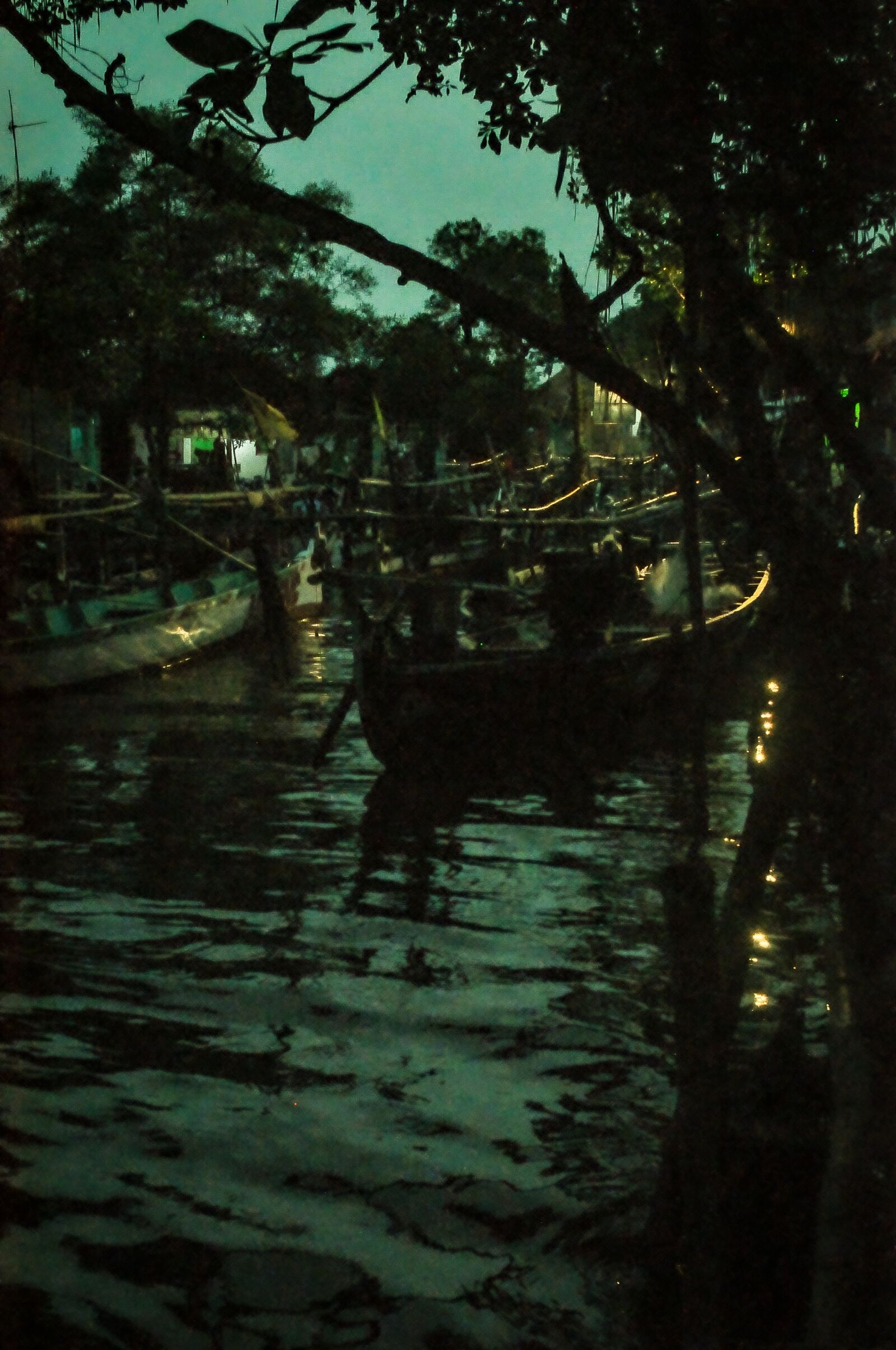 Nikon D90 sample photo. Water, boat, fisherman photography