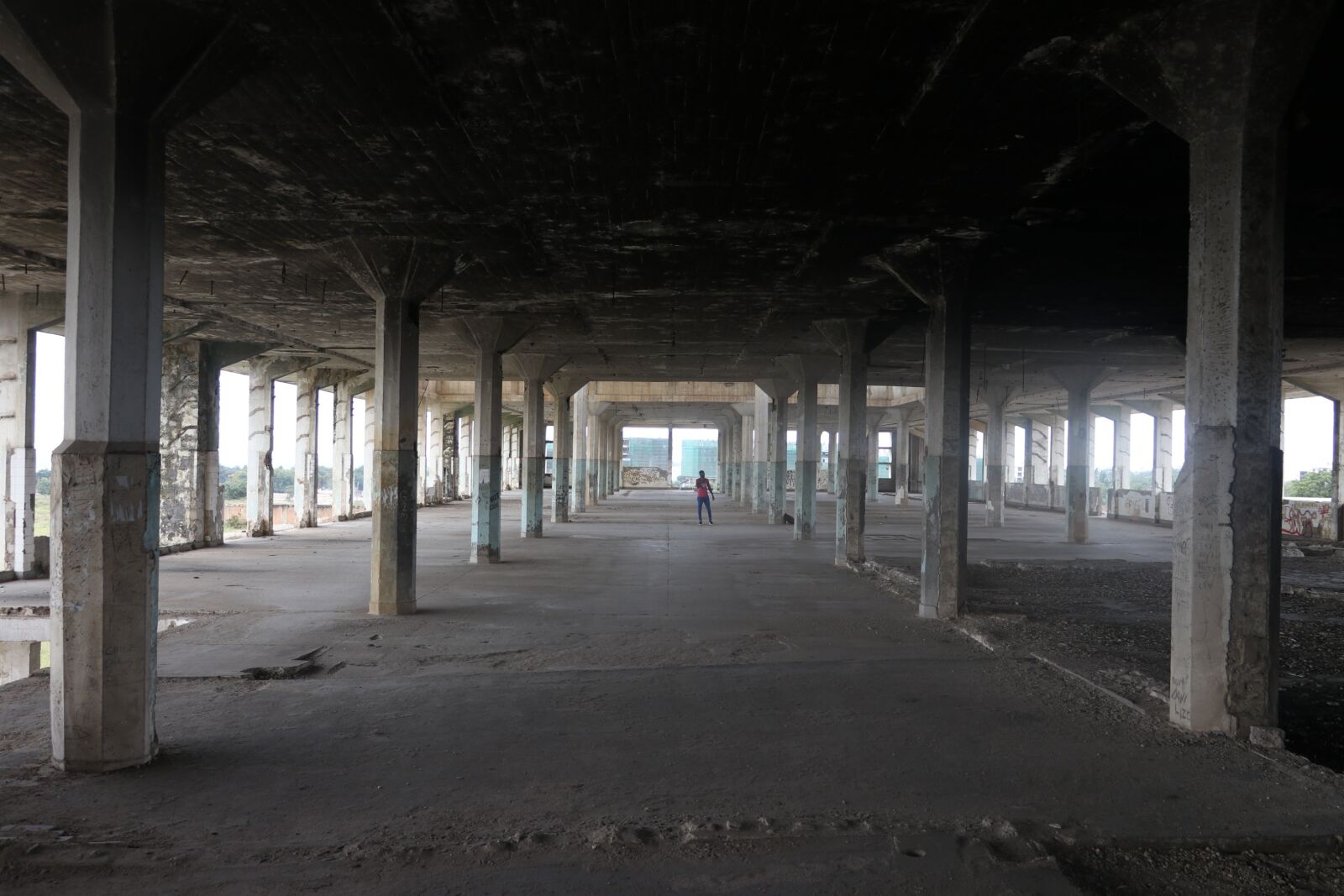 Canon EOS 80D sample photo. Abandoned, empty, building photography