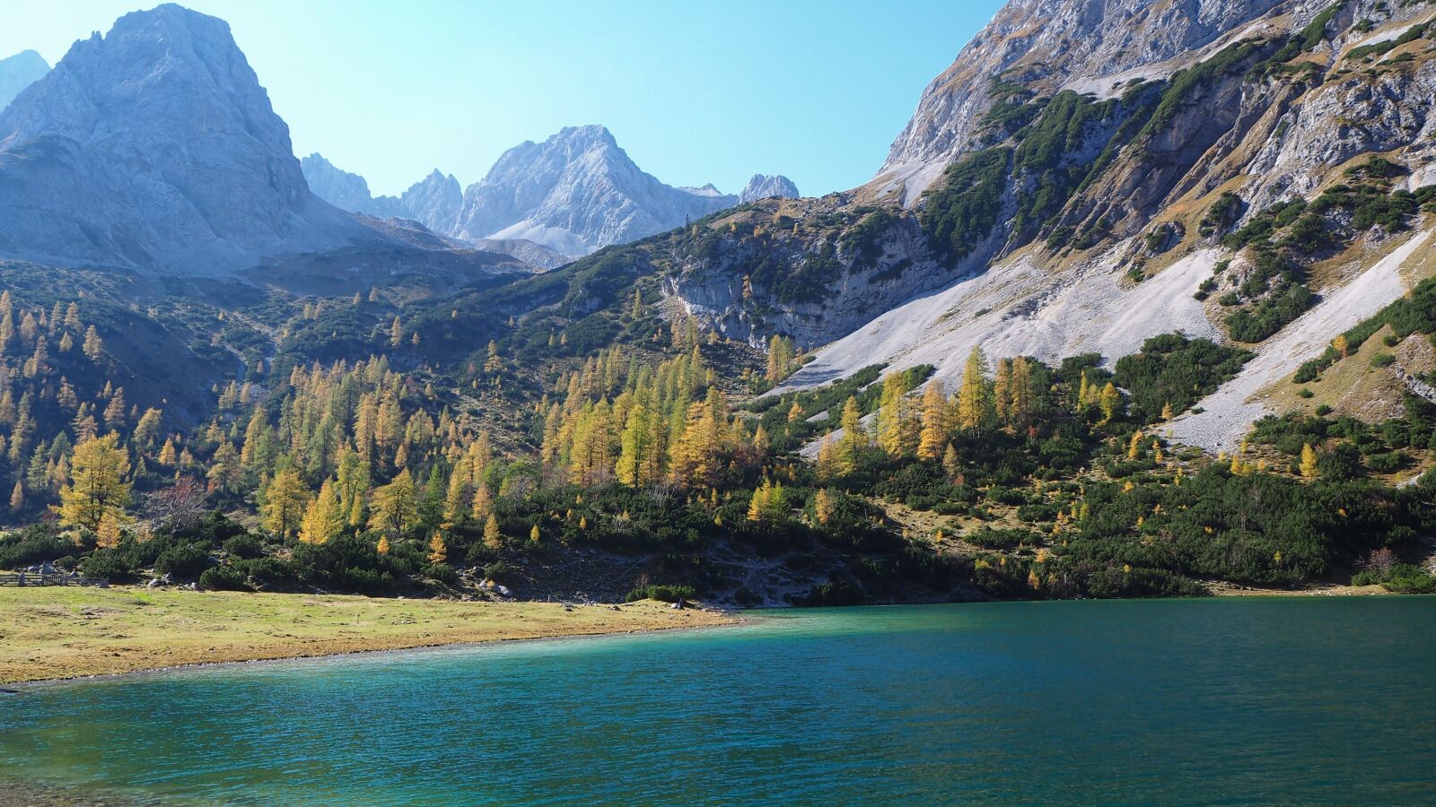 Olympus OM-D E-M10 II sample photo. Nature, landscape, mountains photography