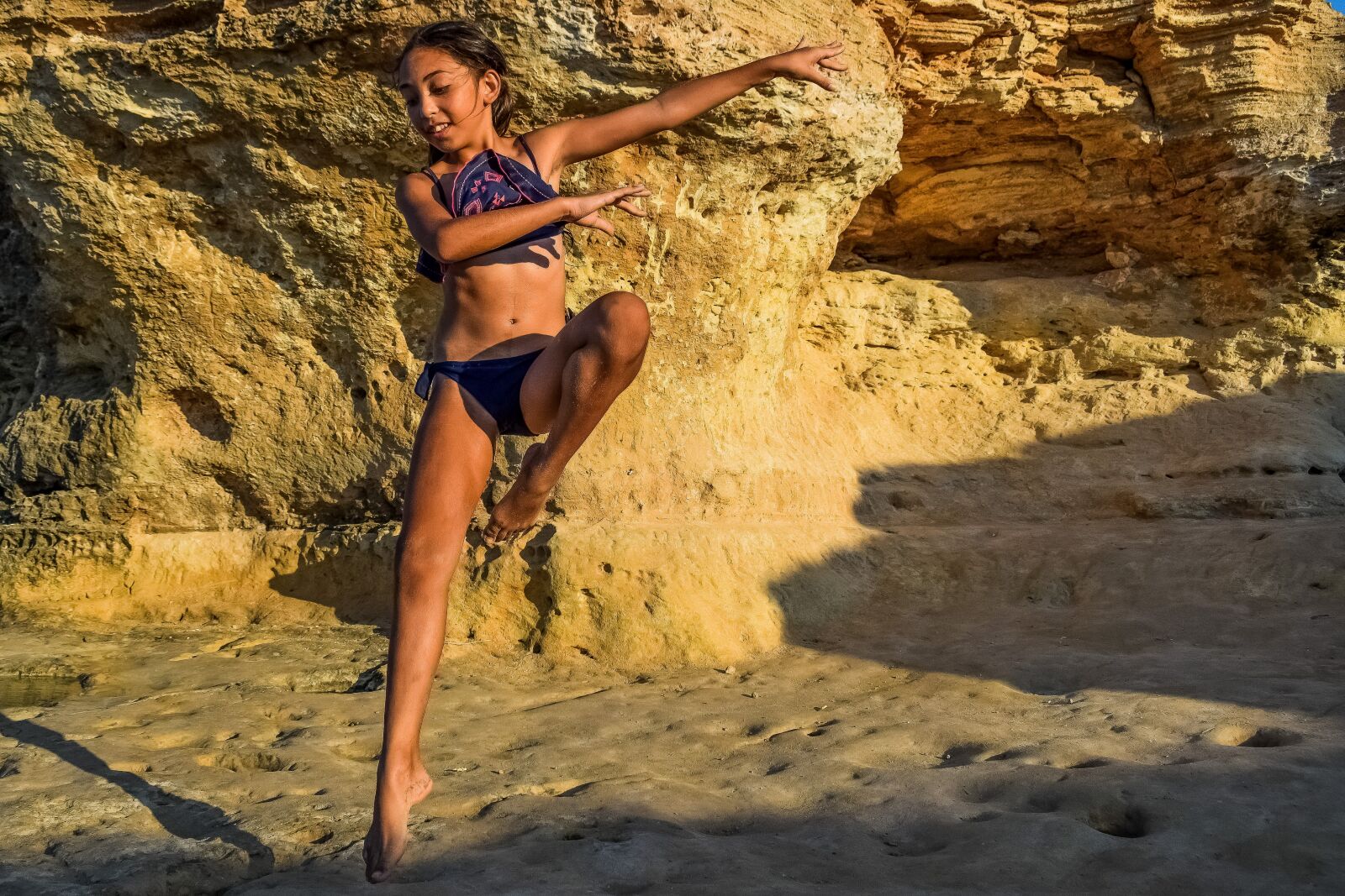 Nikon D3300 sample photo. Girl, dancing, outdoor photography