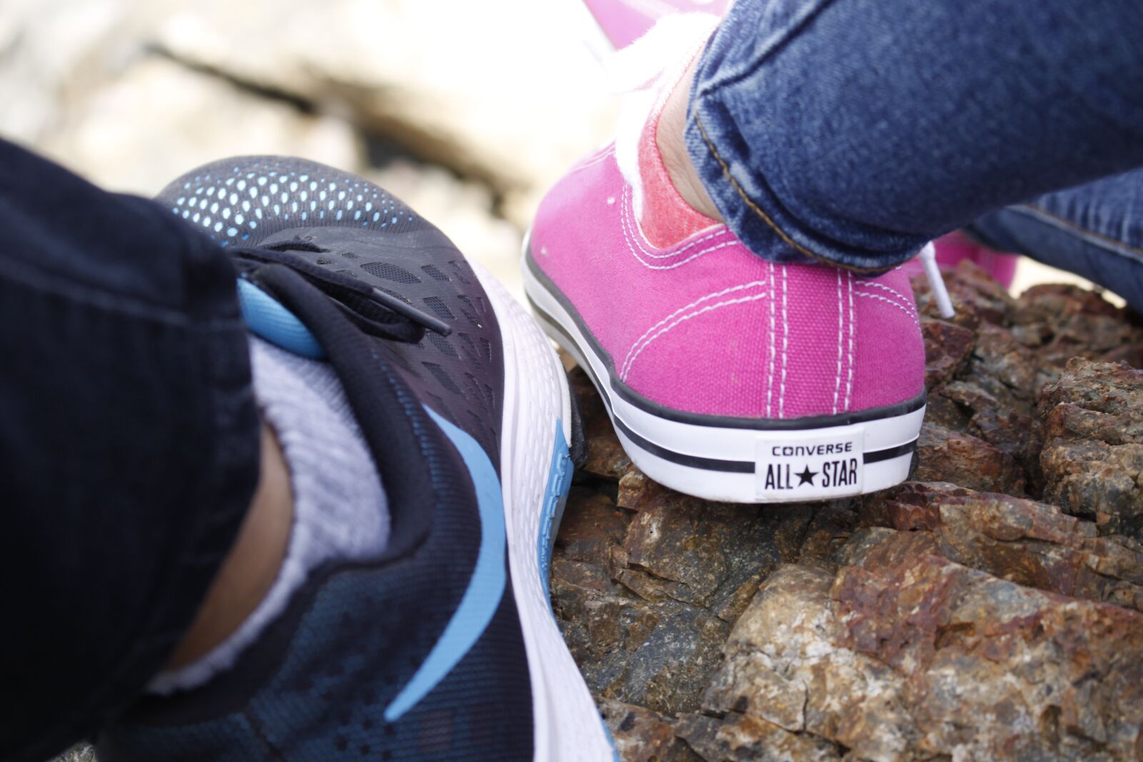Canon EOS 50D sample photo. Converse, nike, outdoors photography
