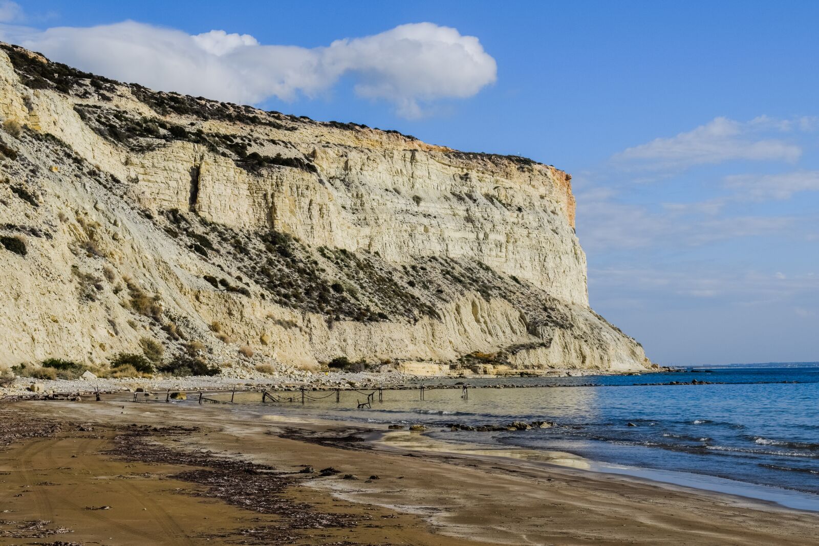 Nikon D3300 sample photo. Beach, cliffs, sea photography