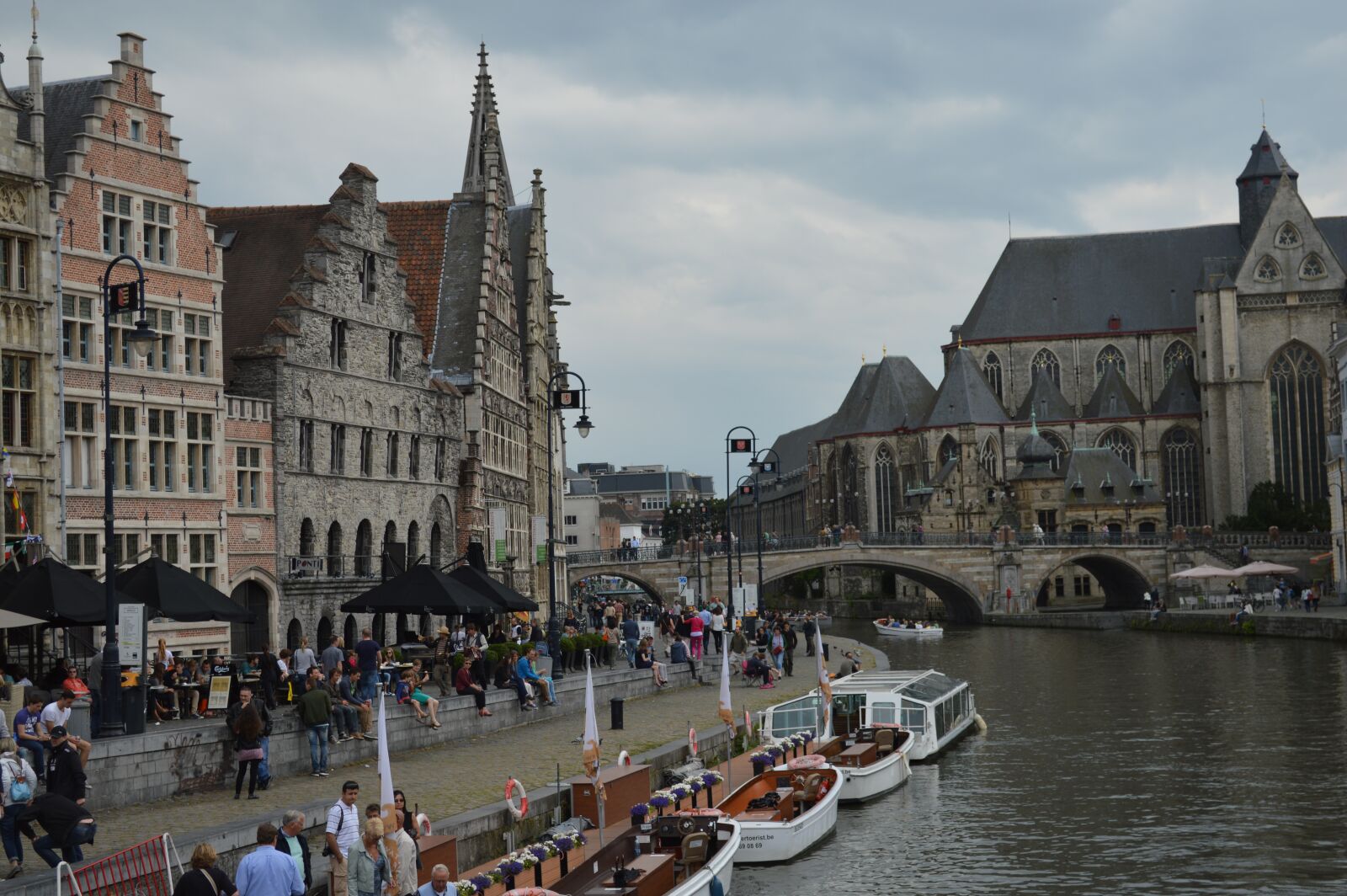 Nikon D3200 sample photo. Europe, belgium, architecture photography