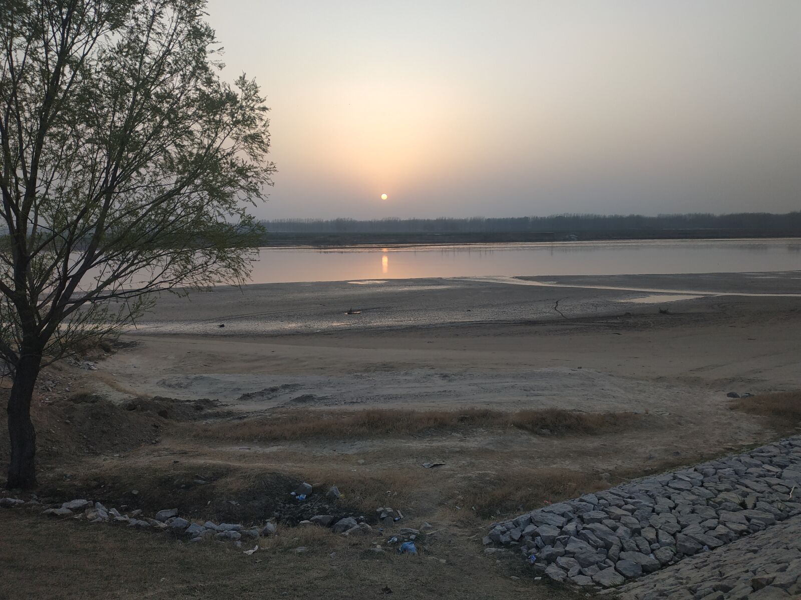 Xiaomi Redmi Note 5 sample photo. The berm, beach, yellow photography