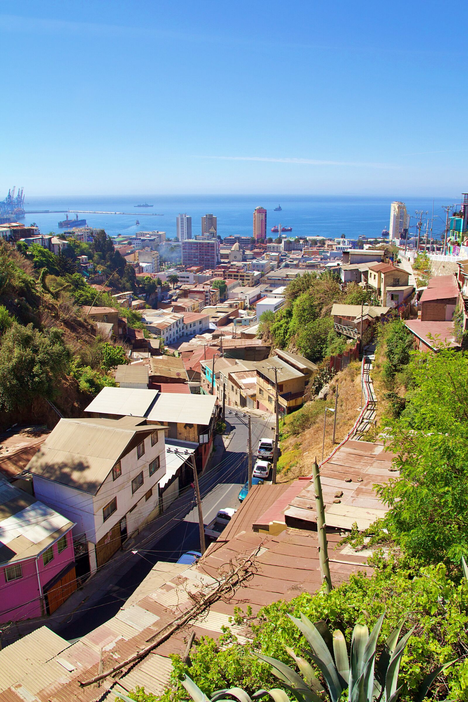 Canon EOS 600D (Rebel EOS T3i / EOS Kiss X5) sample photo. Chile, valparaiso, sky photography
