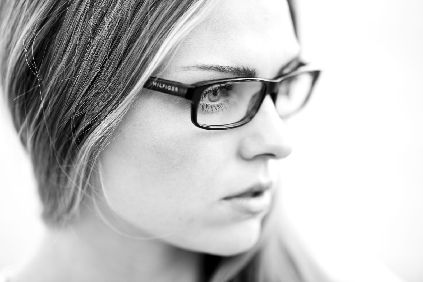 Sony Alpha DSLR-A850 sample photo. Black and white, portrait photography