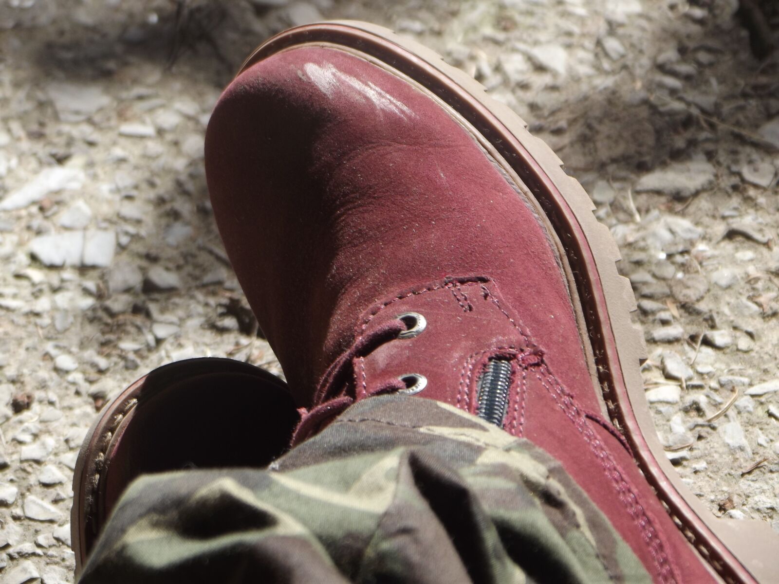 Fujifilm FinePix S2980 sample photo. Boot, boots, footwear photography
