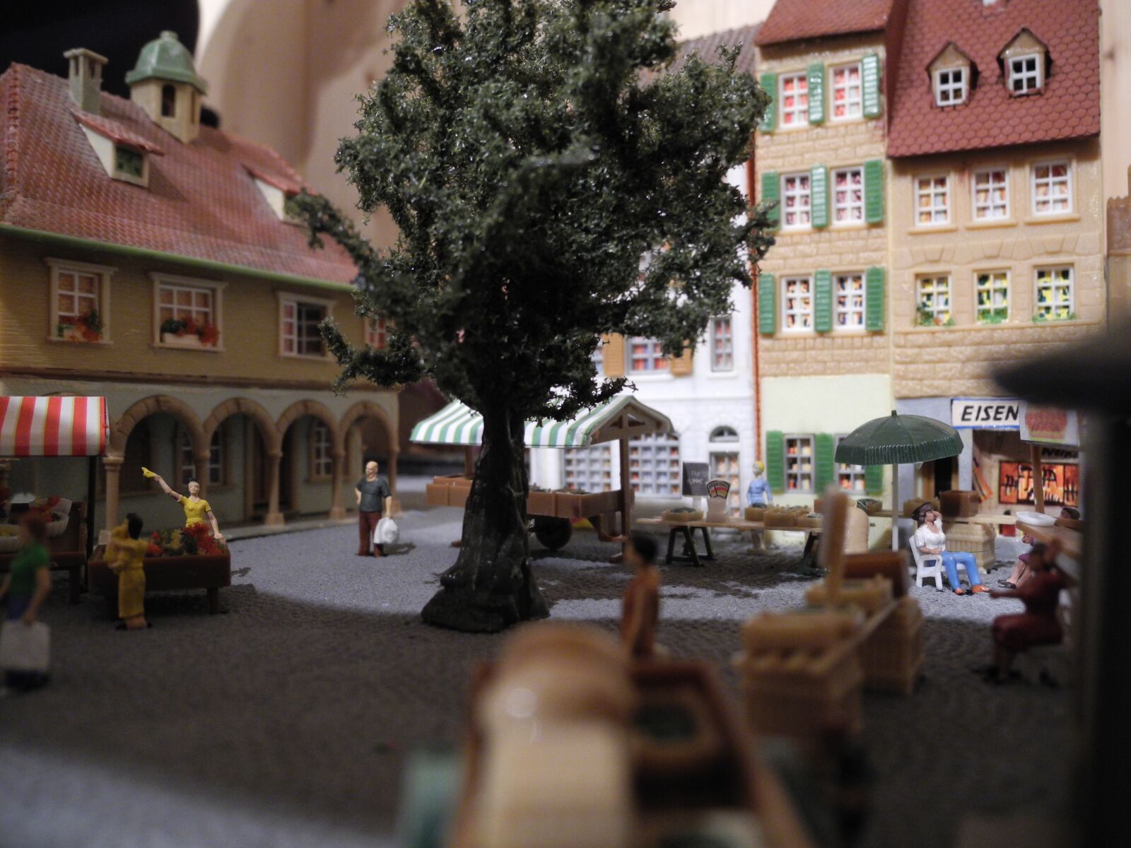 Nikon Coolpix P7000 sample photo. Model railway, h0, hobby photography