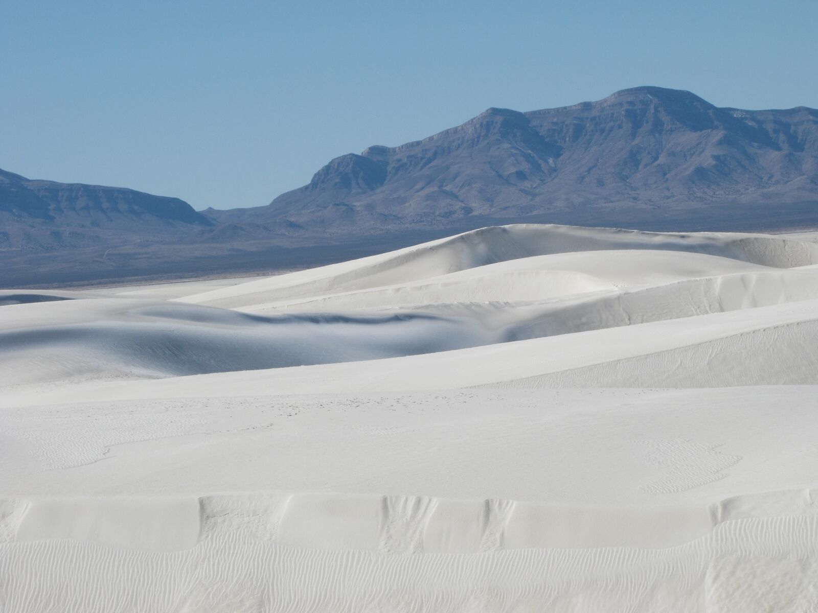Canon PowerShot SX10 IS sample photo. Sand dunes, white, scenic photography