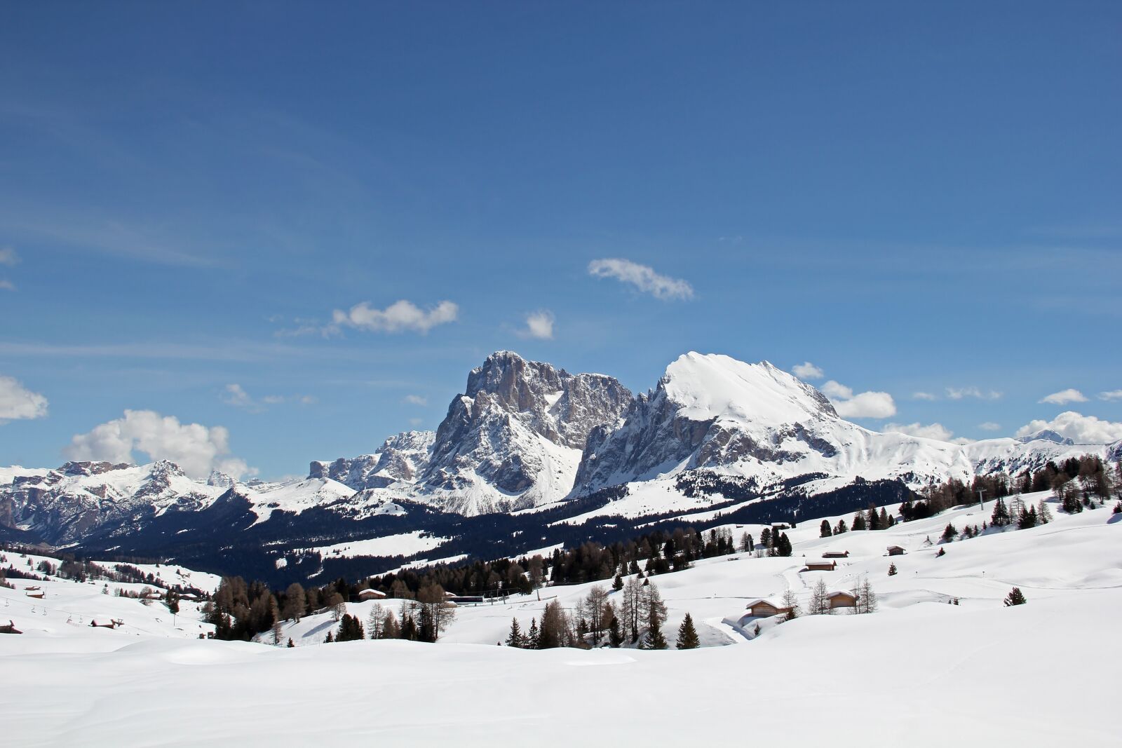 Canon EOS 550D (EOS Rebel T2i / EOS Kiss X4) sample photo. Sassolungo, plattkofel, seiser alm photography