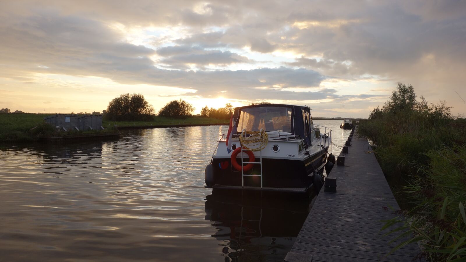 Sony Cyber-shot DSC-RX100 sample photo. Friesland, water, boat photography
