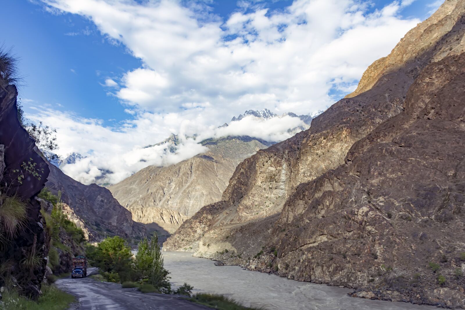 Nikon D7100 sample photo. Gilgit, skardu, road photography