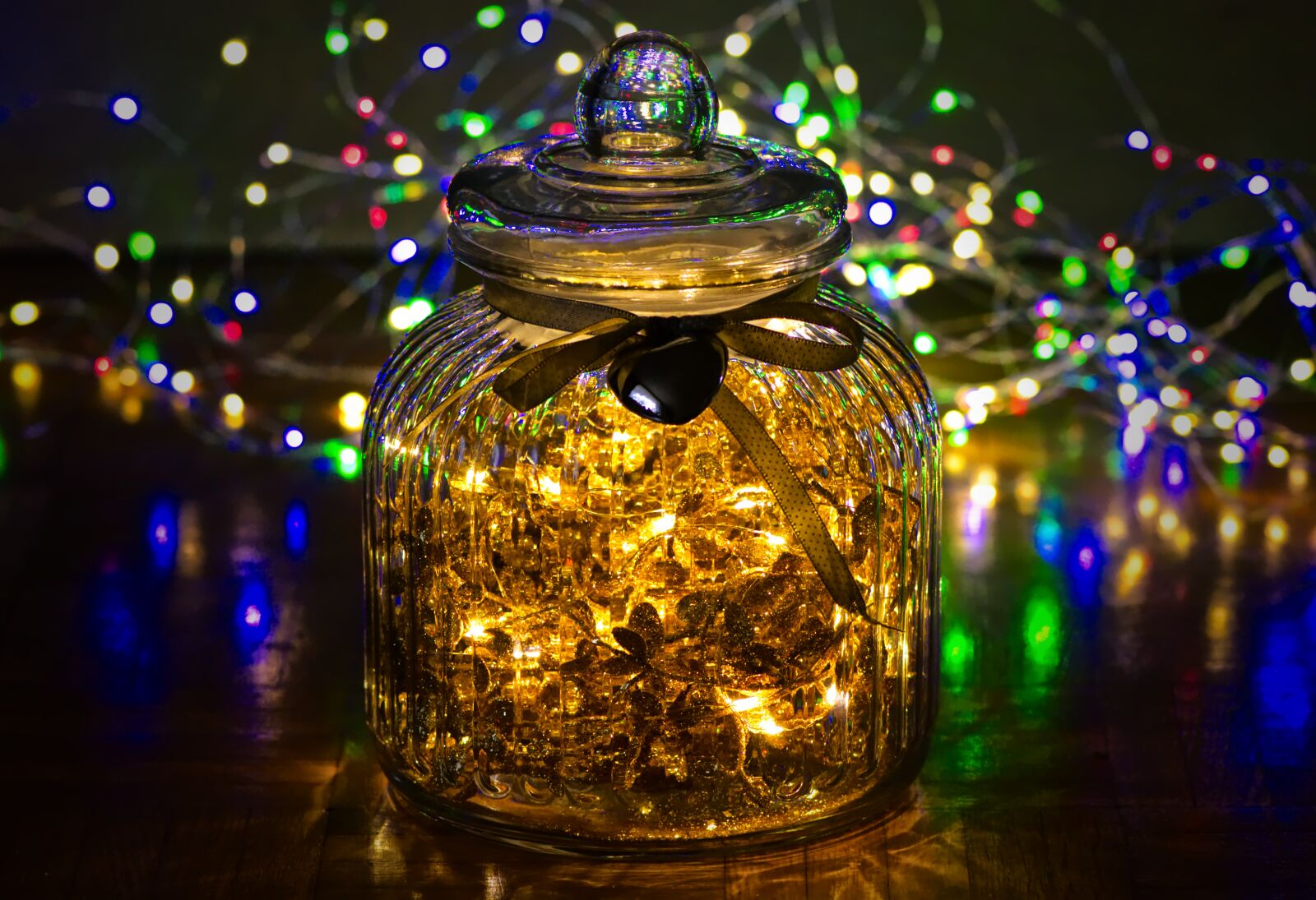 Nikon D7200 sample photo. Glass, lights, storage photography