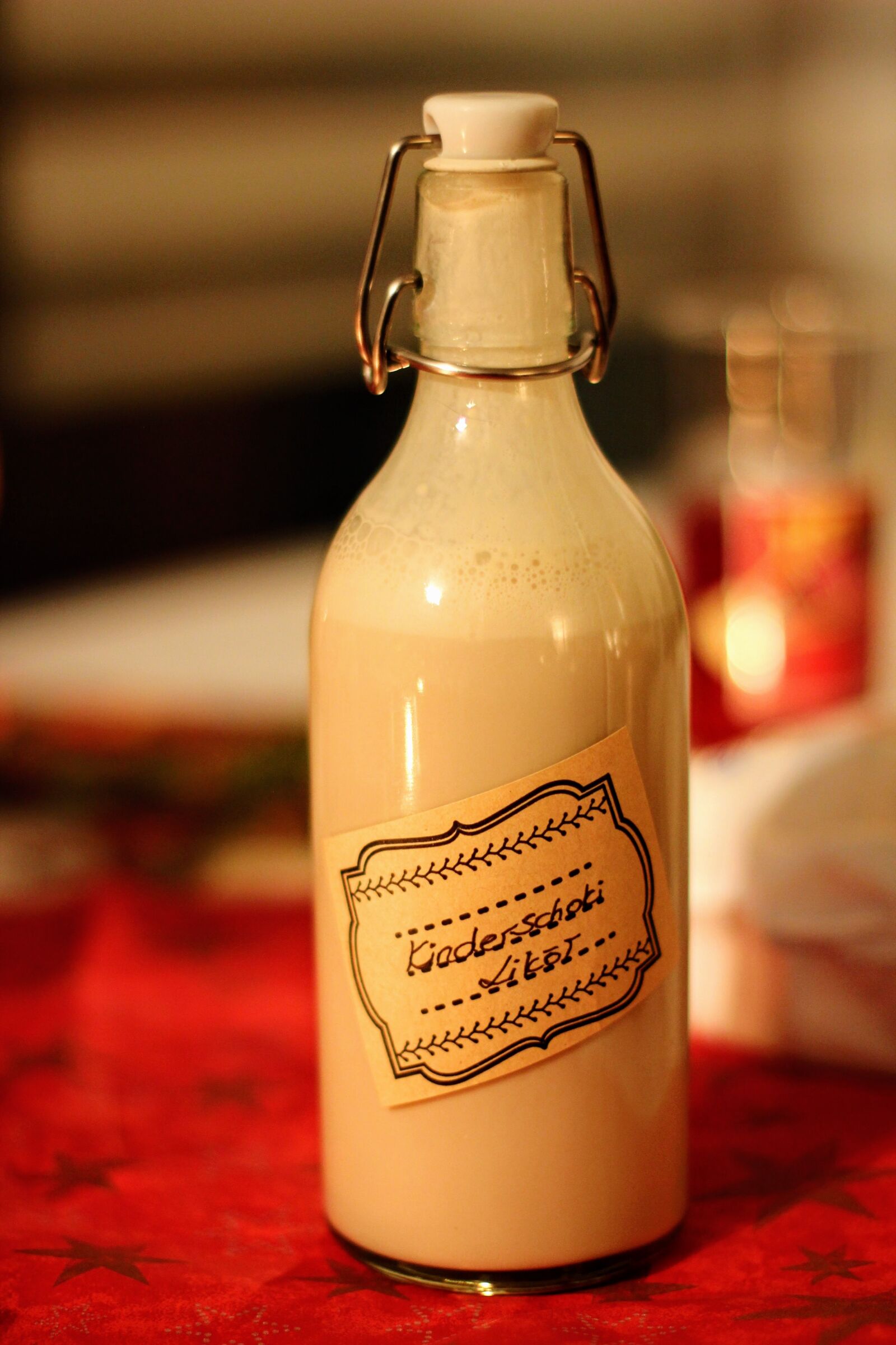 Canon EOS 60D + Canon EF 50mm F1.4 USM sample photo. Christmas, alcohol, liqueur photography