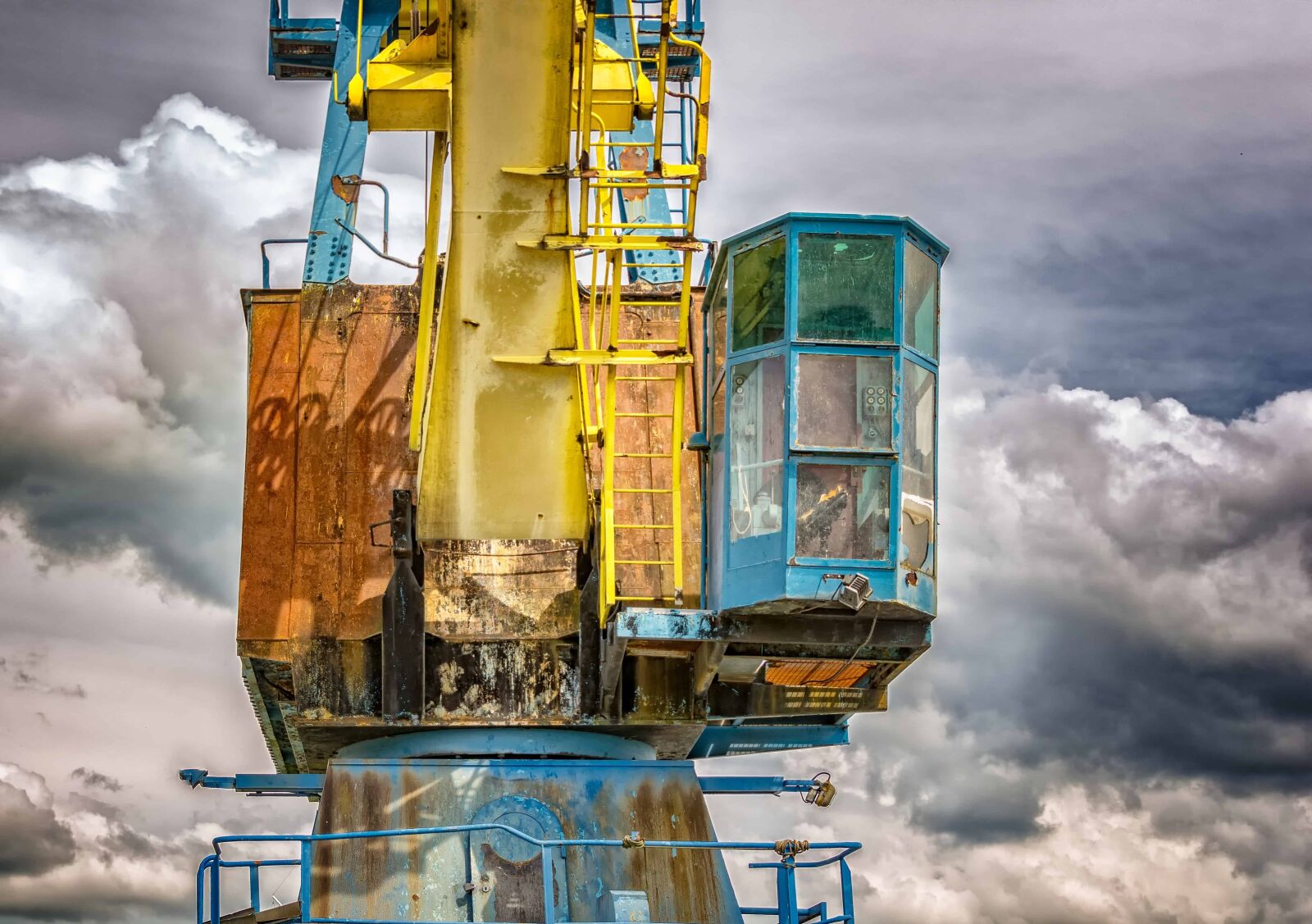 Nikon D3300 sample photo. Machine, outdoor, sky, crane photography