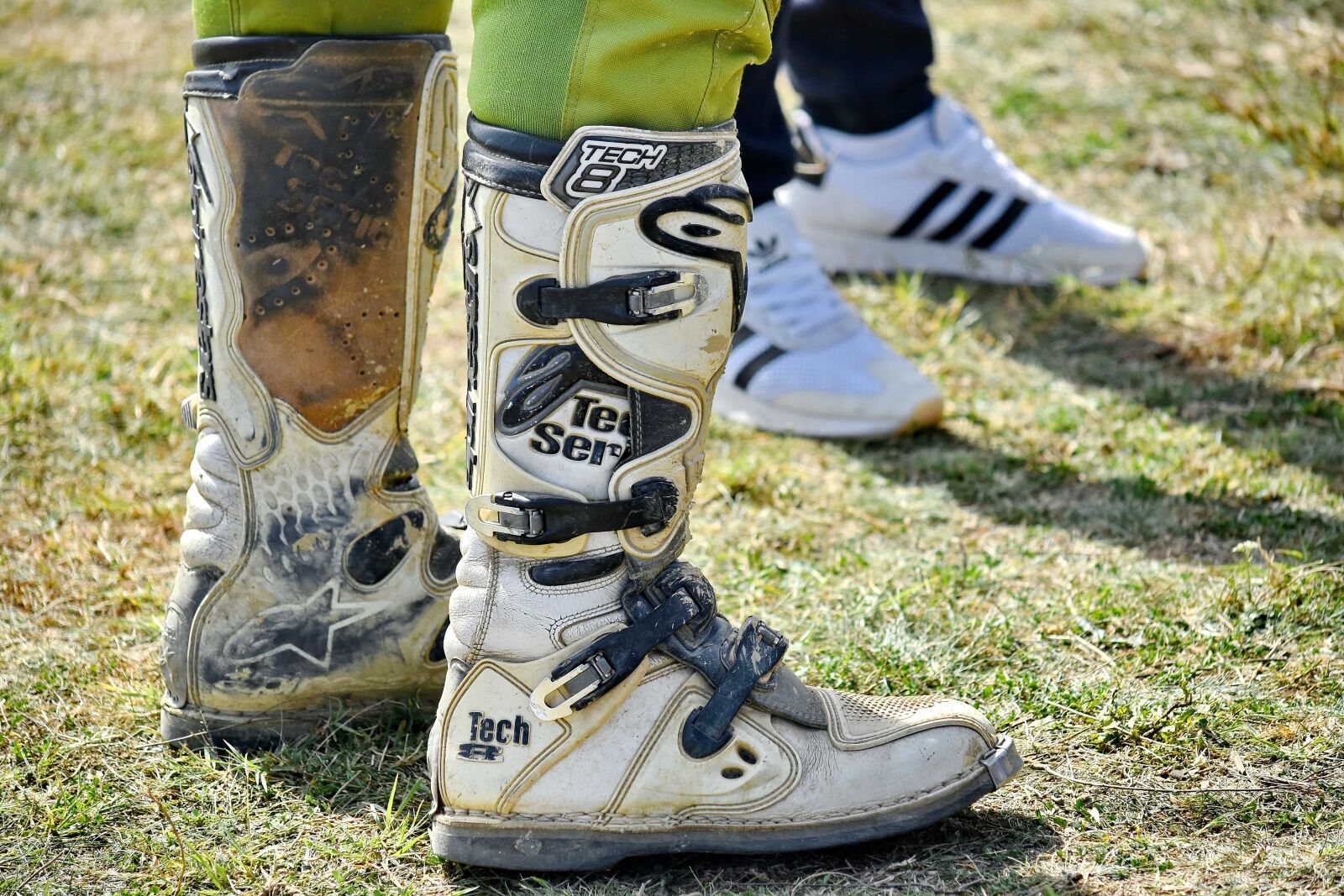 Nikon D5500 sample photo. Boots, dirty, mud, sport photography