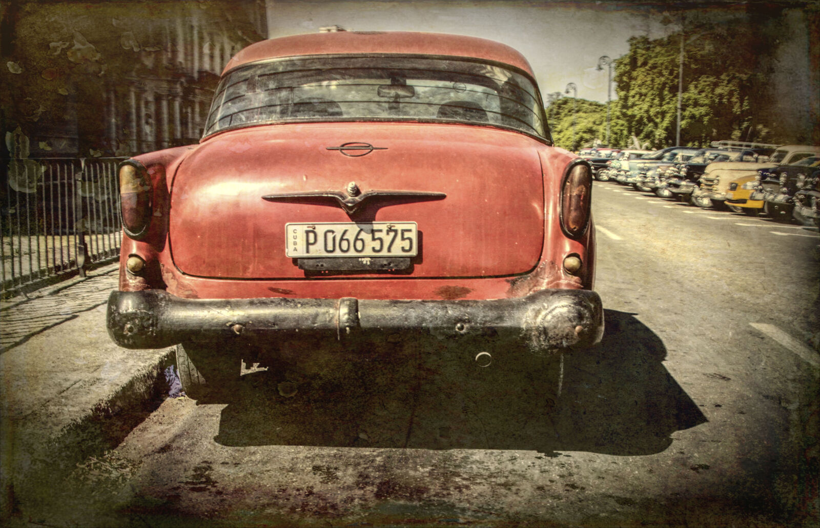 Nikon D3200 sample photo. Classic, car, cuba, old photography