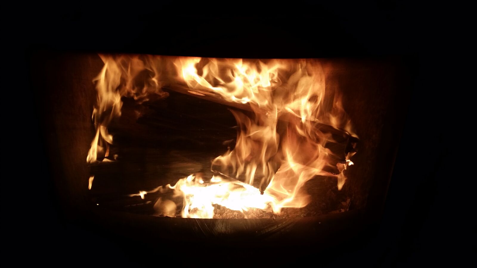 Samsung Galaxy S5 sample photo. Fire photography