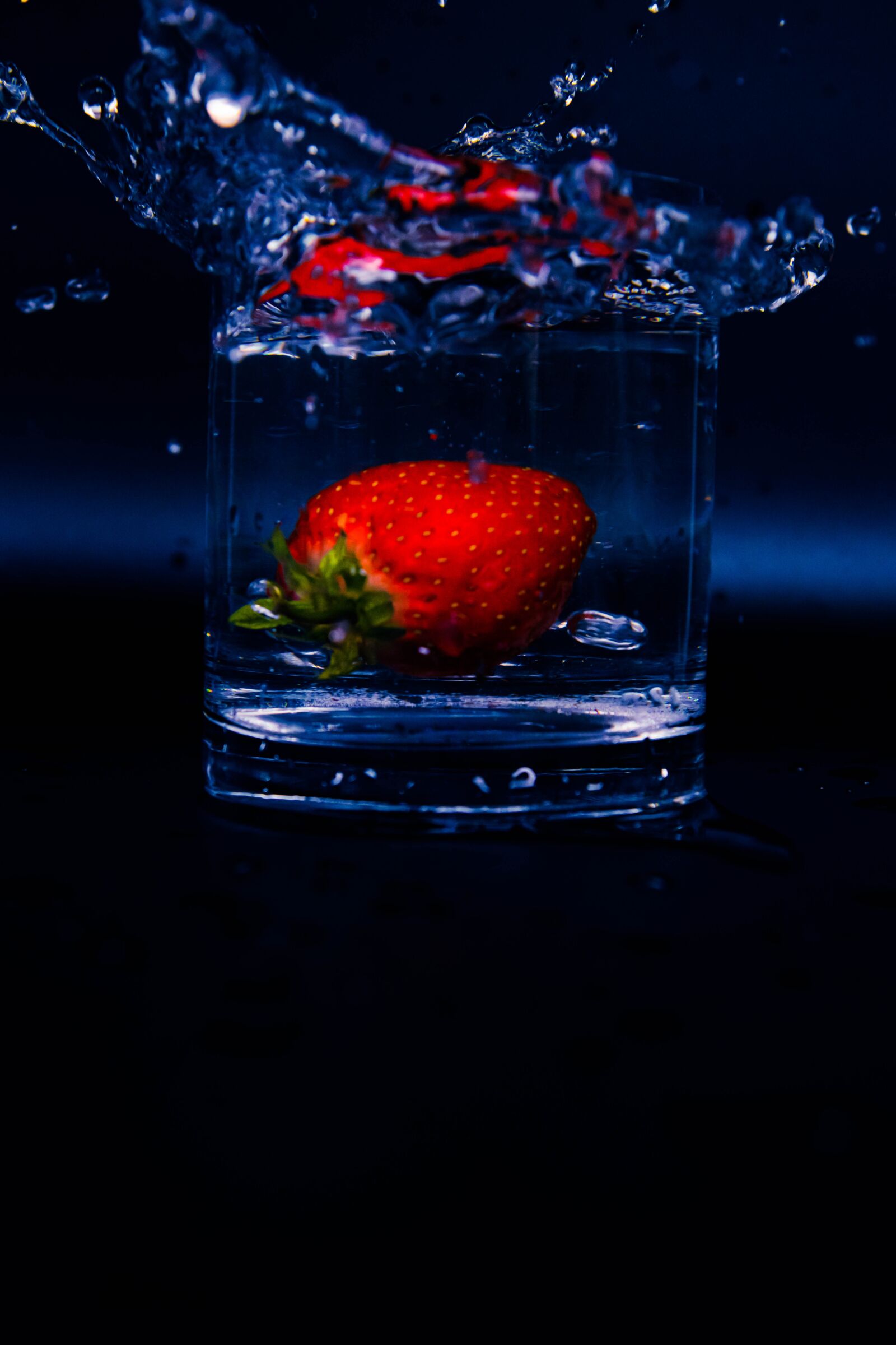 Nikon D850 sample photo. Splash, summer, strawberry photography