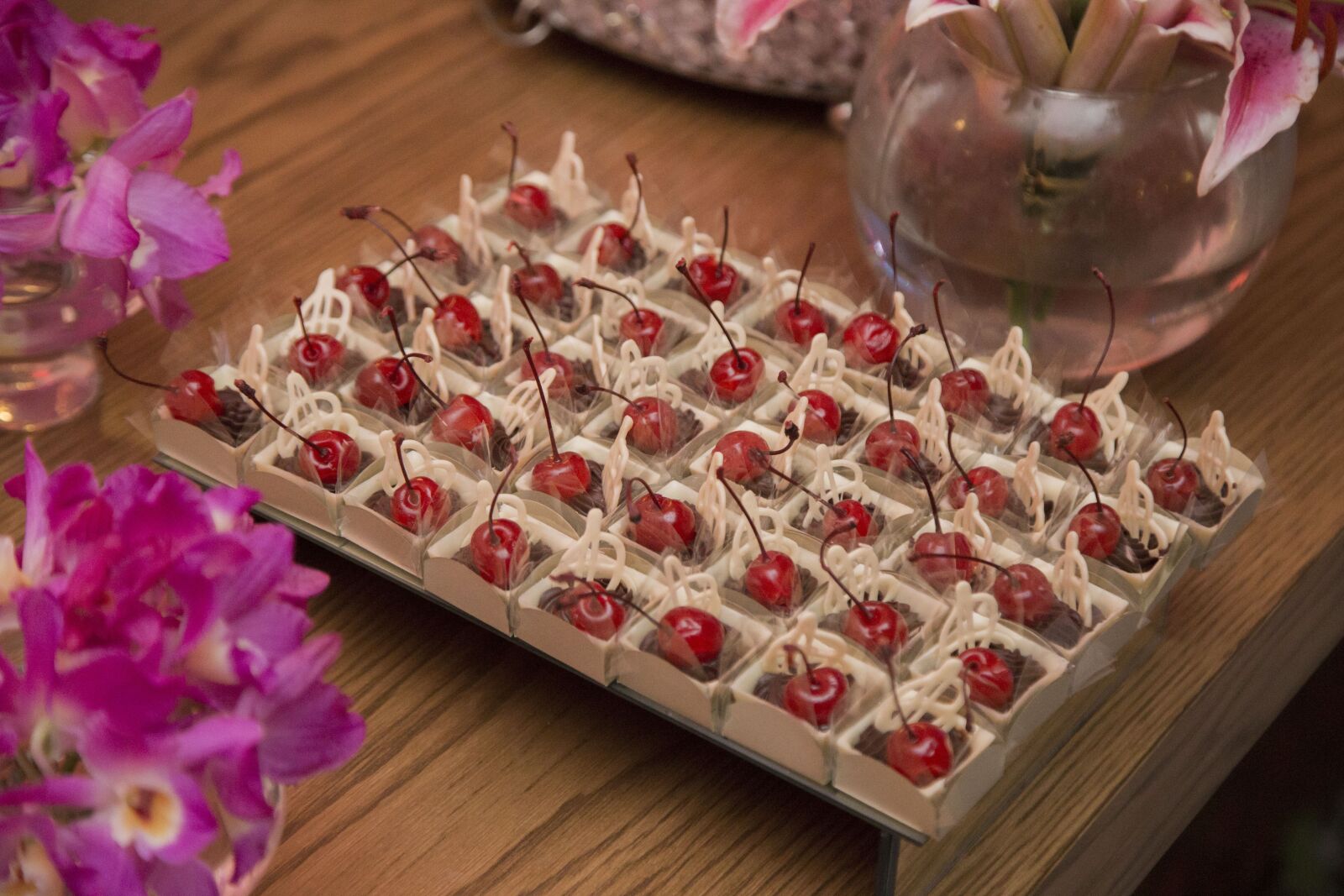 Canon EOS 6D sample photo. Candy, marriage, party photography