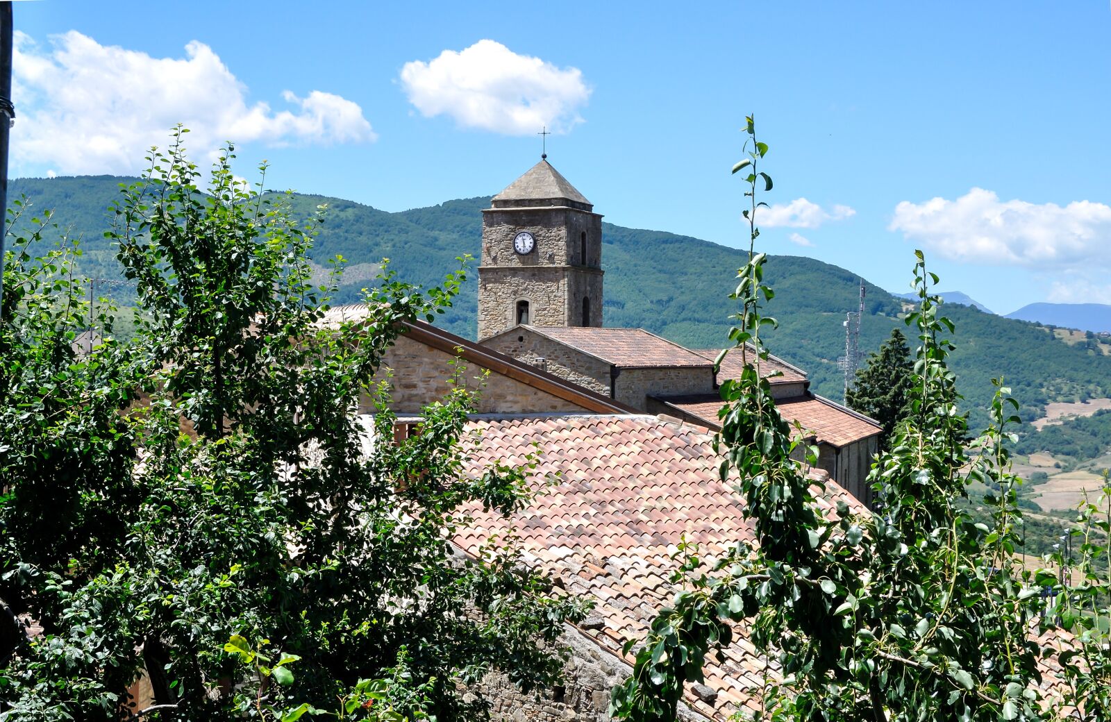 Nikon D90 sample photo. Pietrapertosa, church, campanile photography