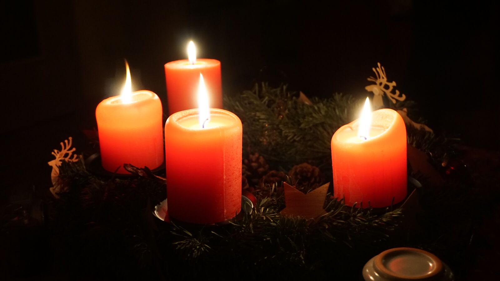 Sony a6000 sample photo. Advent wreath, wreath, christmas photography