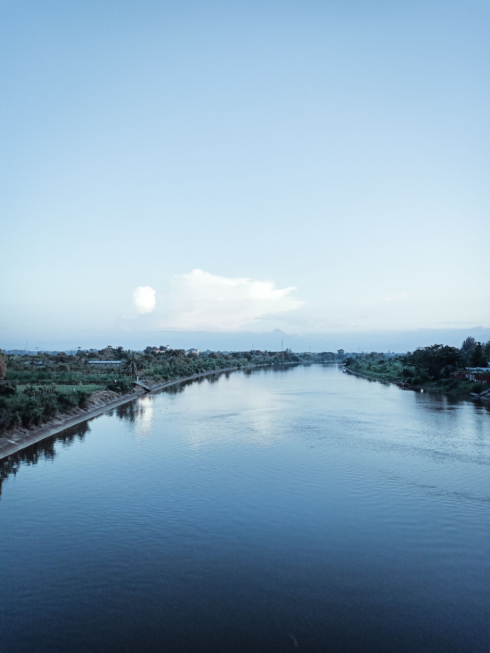 OPPO F7 sample photo. River, water, nature photography