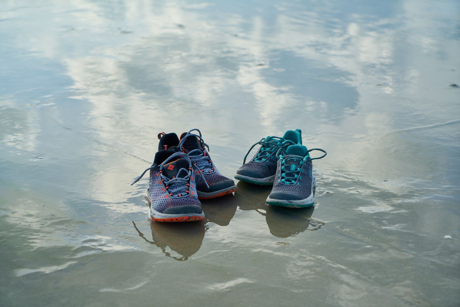 Sony a7R II sample photo. Shoes, water, reflection photography
