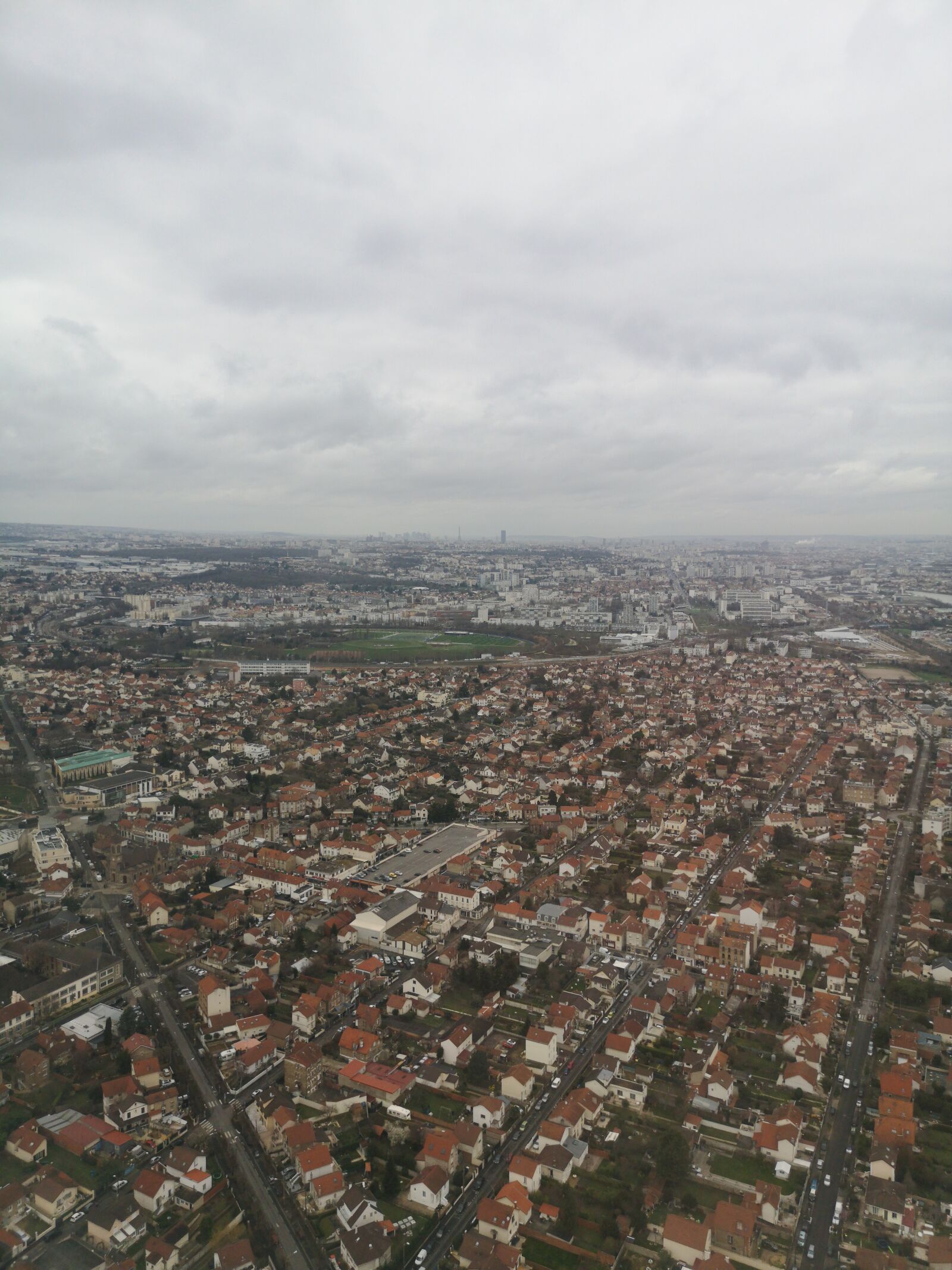 HUAWEI CLT-L29 sample photo. Ciudad, aire, avión photography