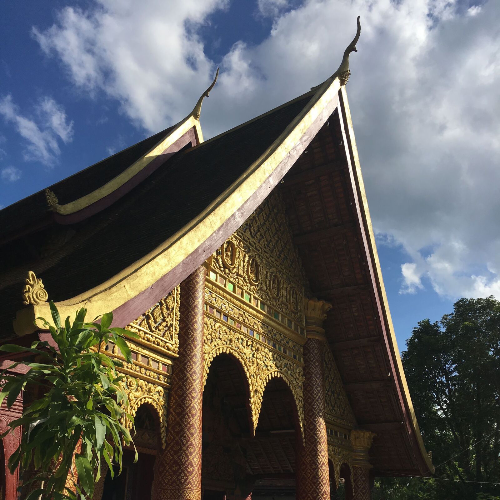 Apple iPhone 6s sample photo. Laos, temple, sky photography
