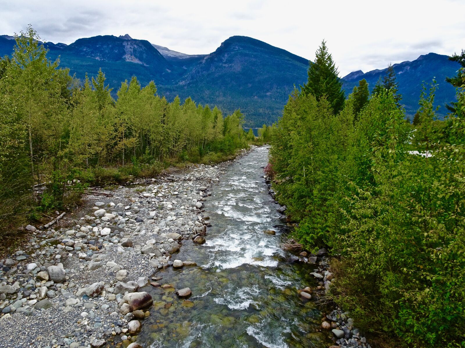 Sony Cyber-shot DSC-HX90V sample photo. Stream, natural, landscape photography