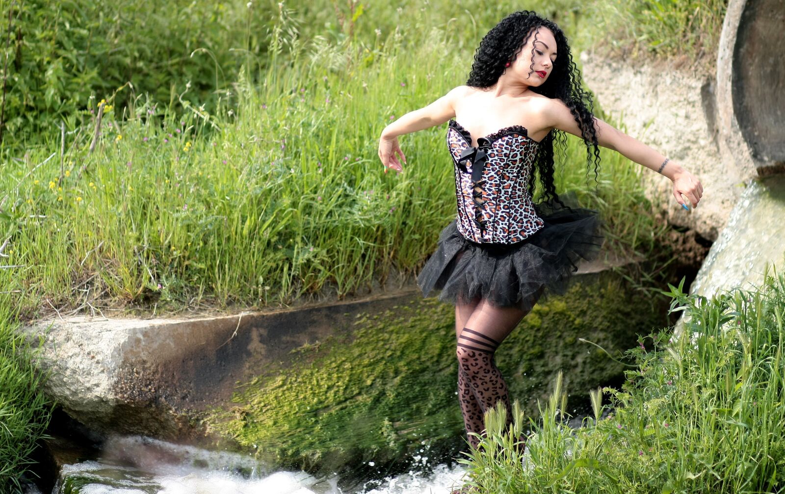 Canon EOS 450D (EOS Rebel XSi / EOS Kiss X2) sample photo. Girl, dance, sensual photography