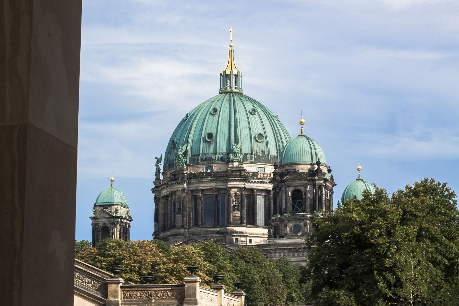 Canon EOS 50D + Canon EF 50mm F1.4 USM sample photo. Berlin, berlin cathedral, at photography