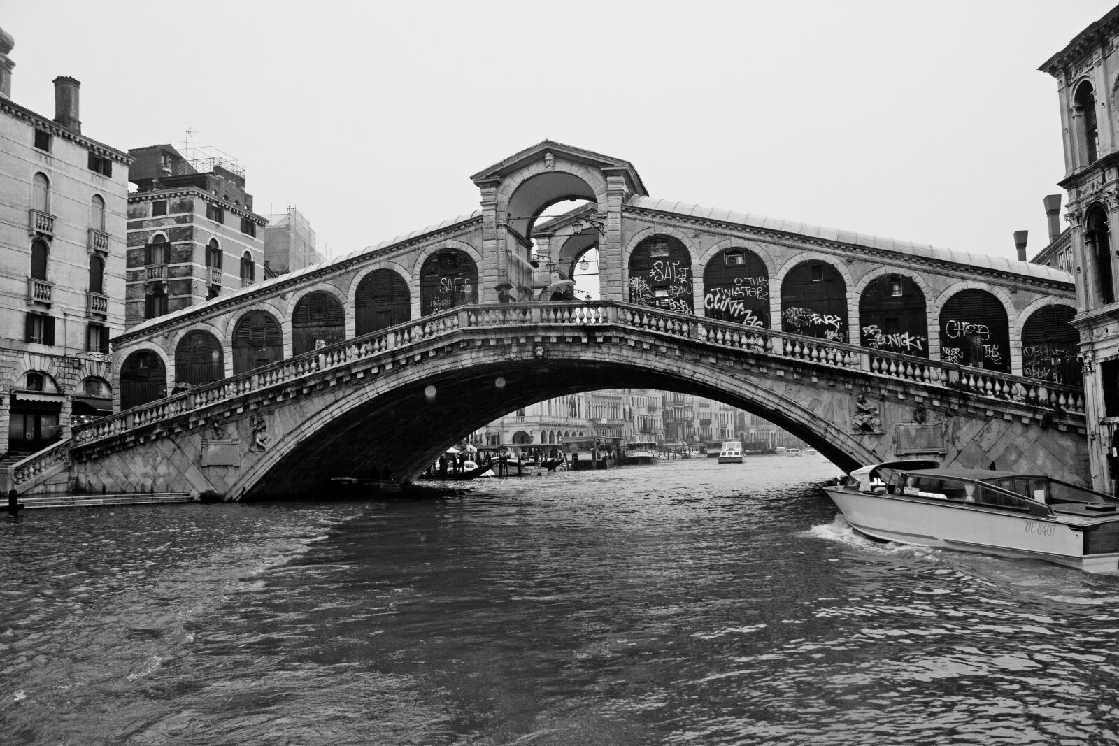 Canon EOS 500D (EOS Rebel T1i / EOS Kiss X3) sample photo. Venice, bridge, rialto photography