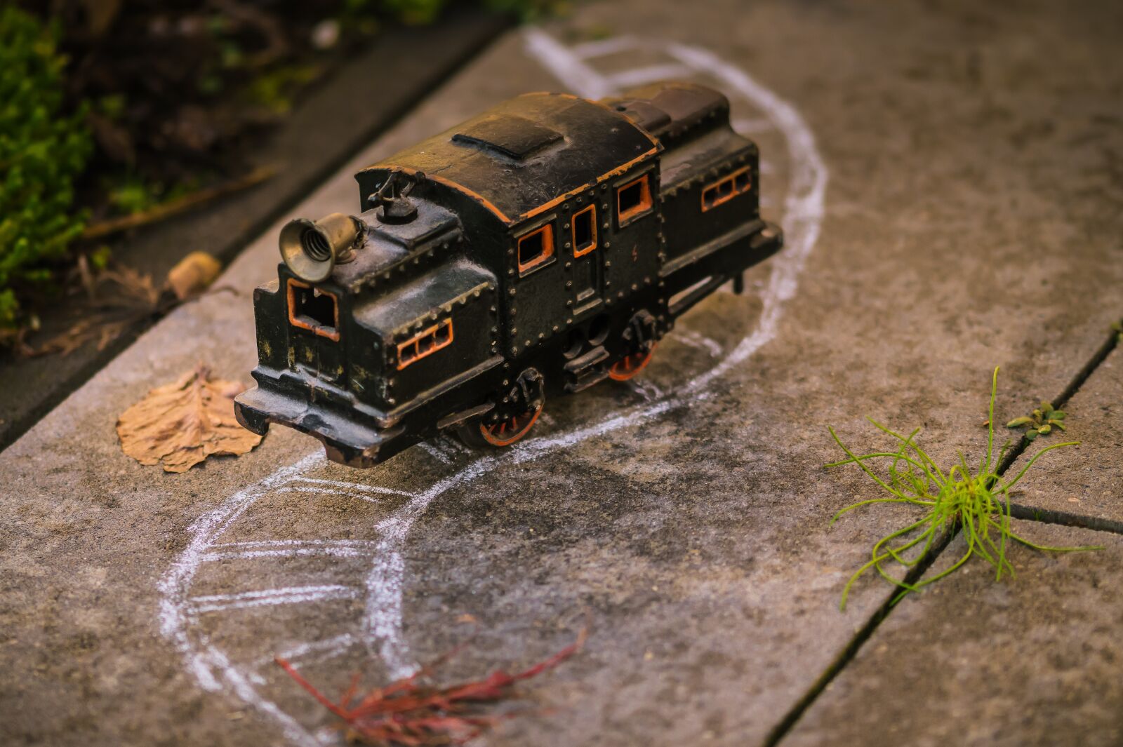 Sony SLT-A58 + 105mm F2.8 sample photo. Toys, train, children photography