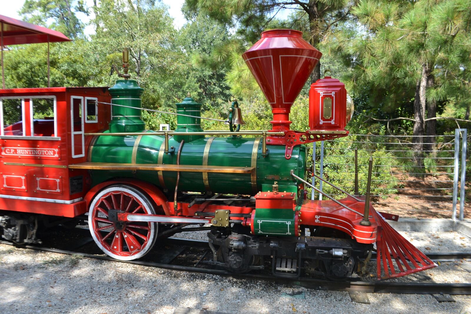 Nikon D3100 sample photo. Huntington train, herman park photography