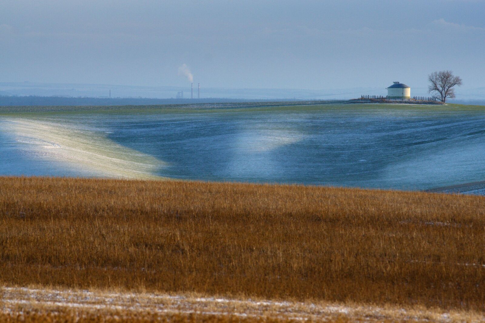 Minolta AF 200mm F2.8 HS-APO G sample photo. Landscape, winter photography