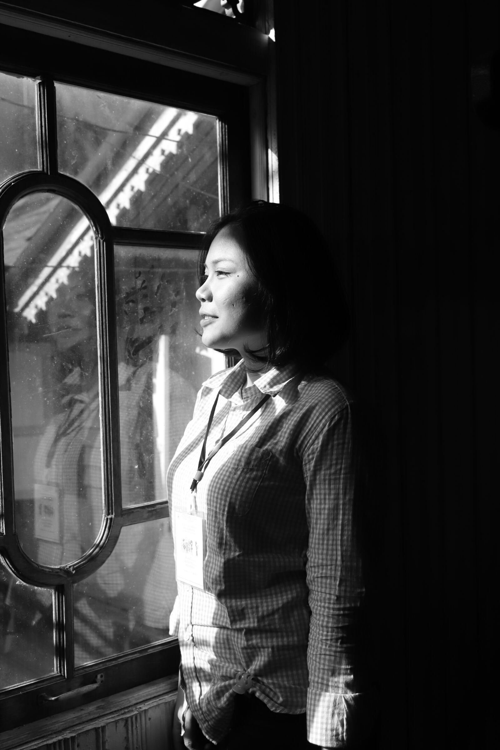 Canon EF-S 24mm F2.8 STM sample photo. Black and white, people photography