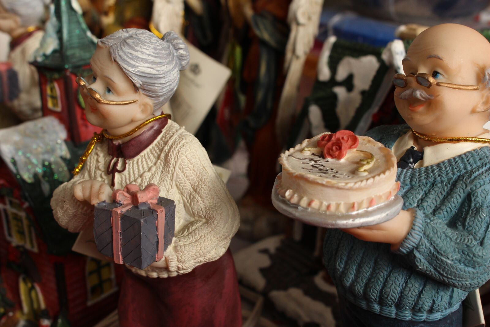 Canon EOS 700D (EOS Rebel T5i / EOS Kiss X7i) sample photo. Antiques, old figures, ceramic photography