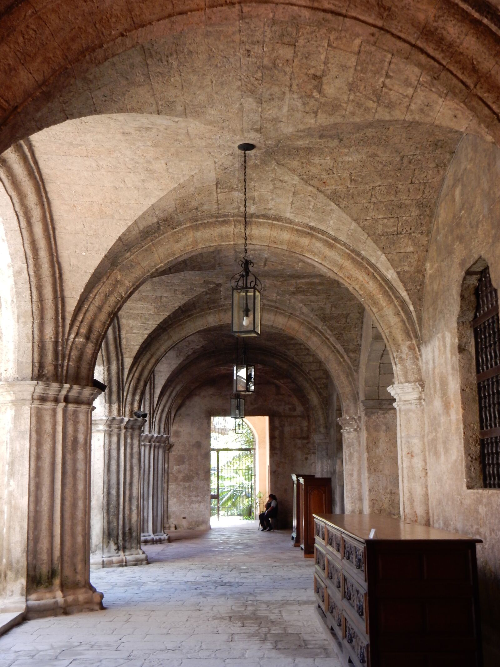 Nikon Coolpix S9900 sample photo. Vault, cuba, havana photography