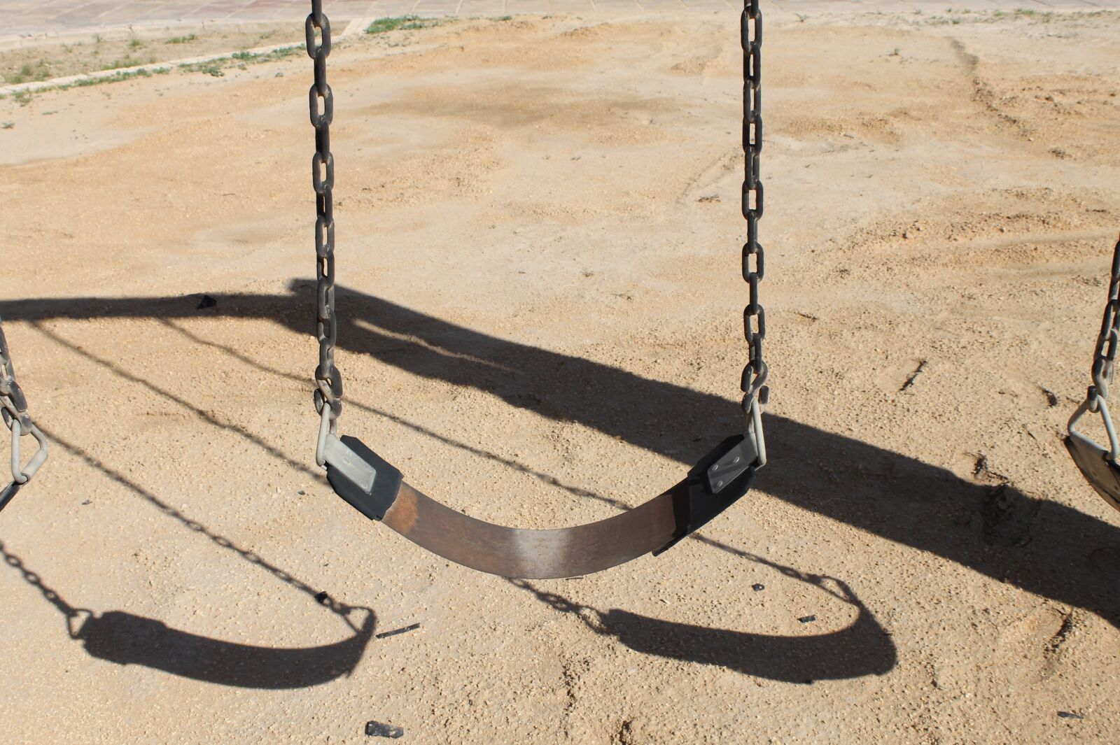 Canon EOS 1100D (EOS Rebel T3 / EOS Kiss X50) sample photo. Sandy, park, playground photography