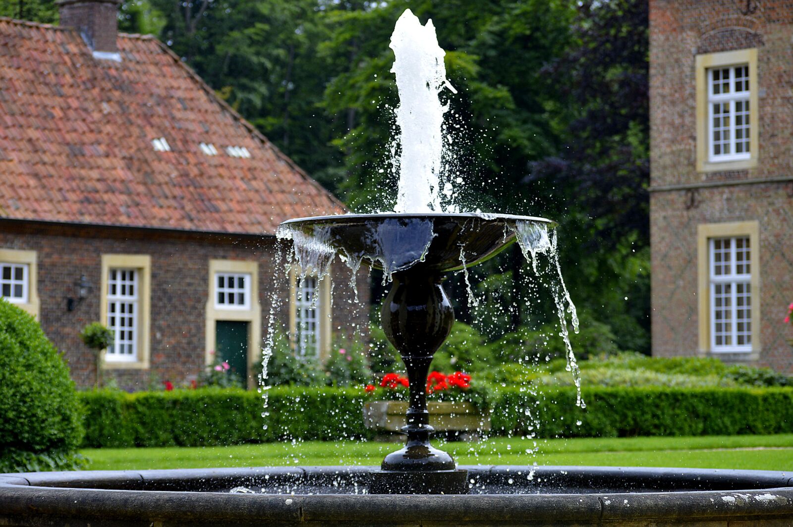 Nikon D3200 sample photo. Water fountain, fountain, water photography