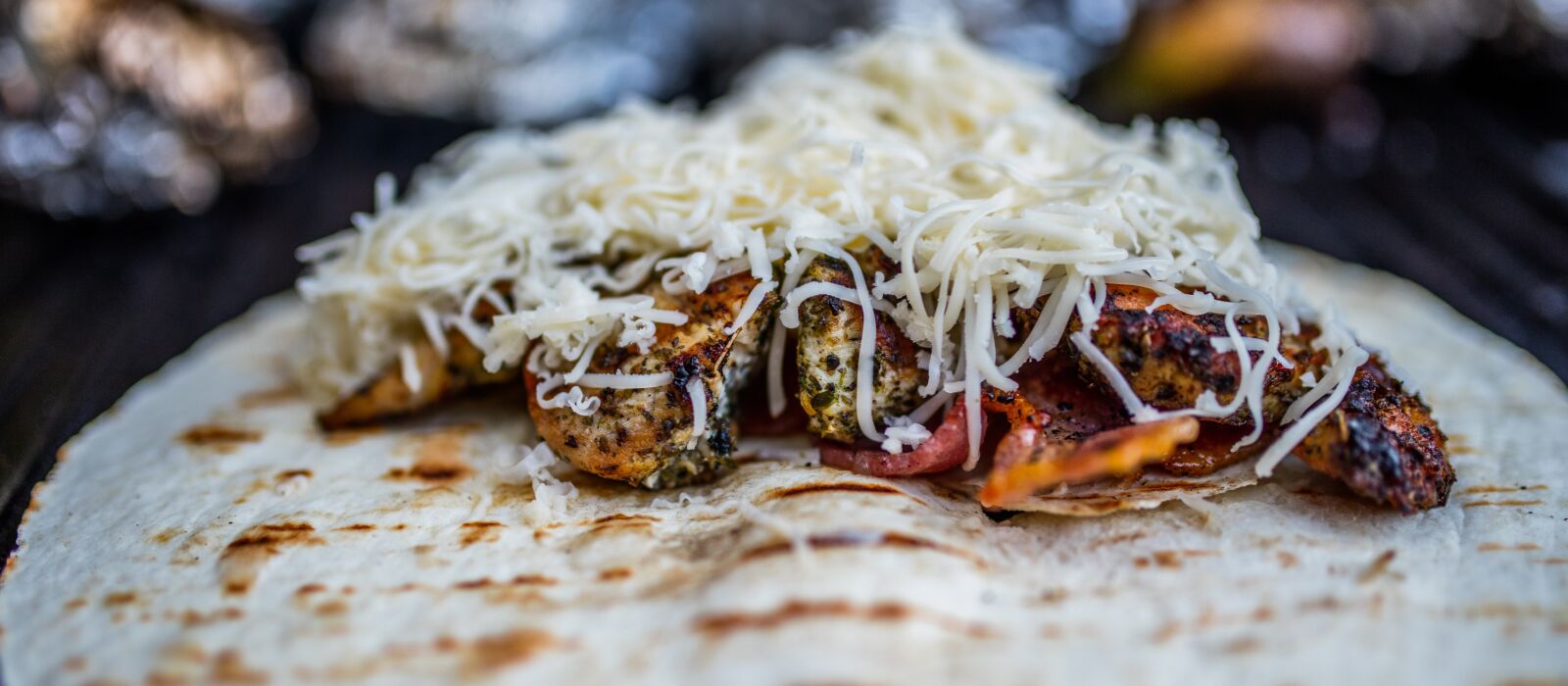 Canon EOS 5DS R sample photo. Grill, barbecue, tortilla photography